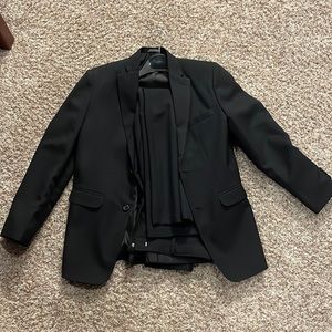 Van Heusen kids 16 black suit